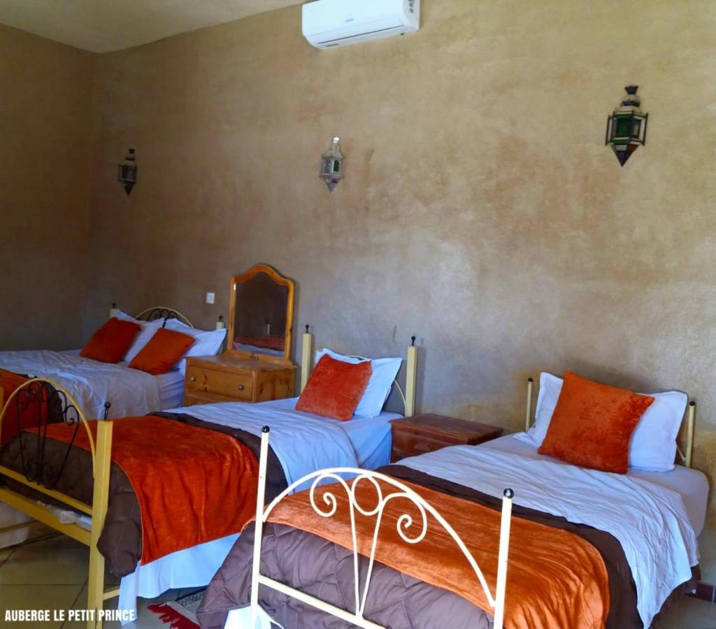 Hotel Riad Le Petit Prince Мерзуга Экстерьер фото